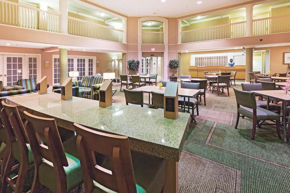 La Quinta By Wyndham Dallas Dfw Airport North Irving Exterior photo